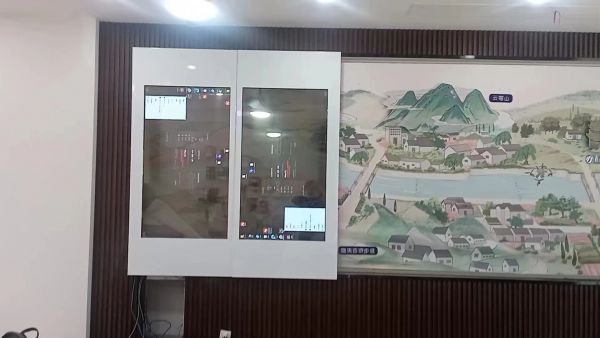 河南某展廳OLED透明拼接屏案例